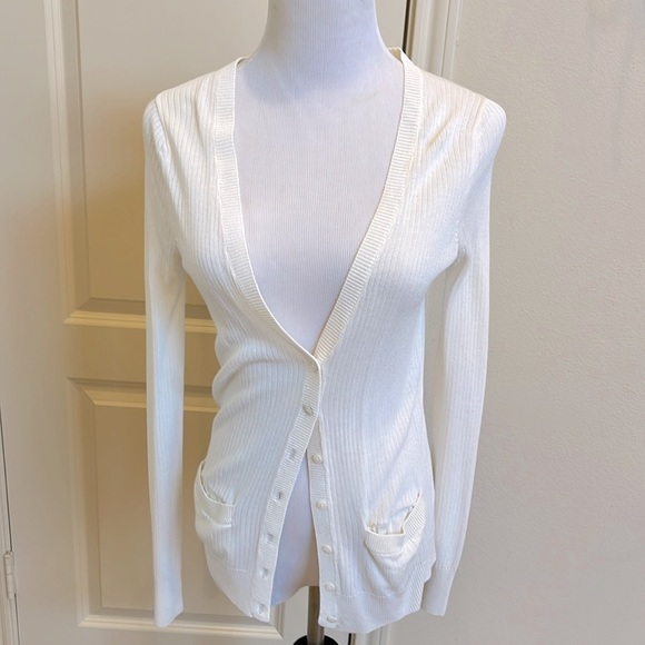 GAP Sweaters - NWOT Gap sweater